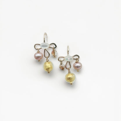 Boucles chandelier Claire — Boucles d'oreilles chandelier perles et Murano — Bijou mariage artisanal — Les Majestés