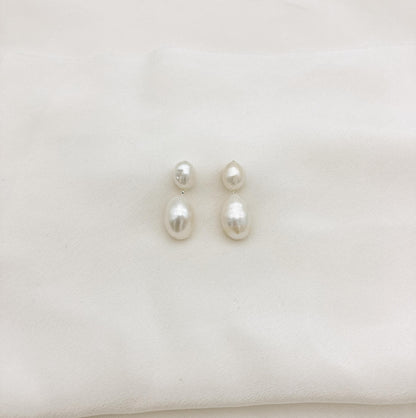 Boucles FWP courtes — Boucles d'oreilles courtes perles d'eau douce — Bijou Mariée Couture artisanal — Les Majestés
