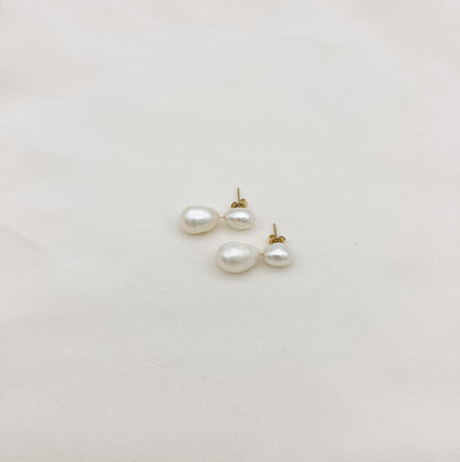 Boucles FWP courtes — Boucles d'oreilles courtes perles d'eau douce — Bijou Mariage Couture artisanal — Les Majestés