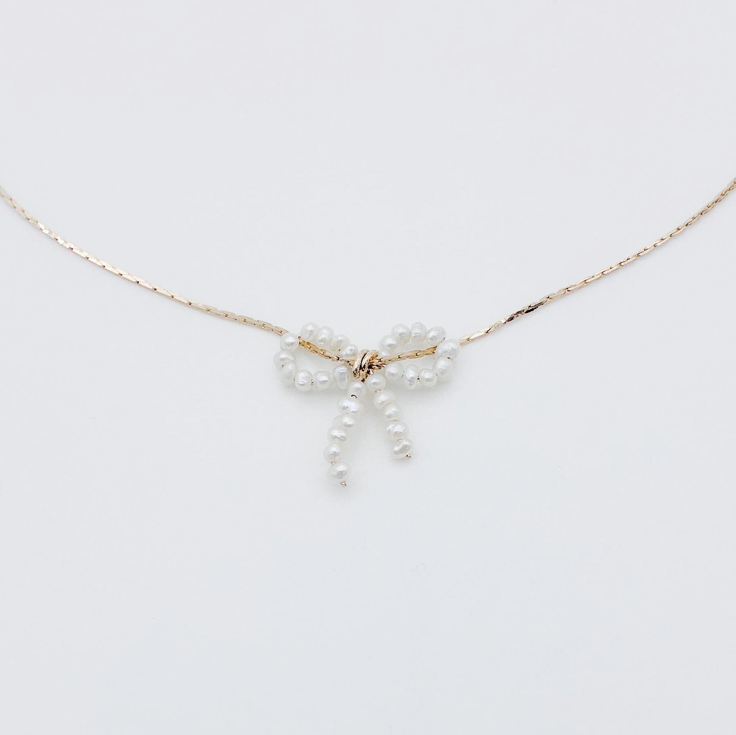 Collier Anita — Collier nœud de perles d'eau douce — bijou mariée artisanal — Les Majestés